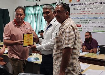 Dr. Naveed Nazir Shah, MBBS, MD, FCCP