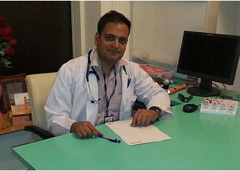 Dr. Naveen Kumar Ailawadi, MBBS, MD