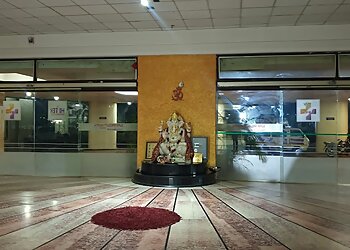 Dr. Naveen Vaishnava, MBBS, MS, M.Ch - HI-TEK HOSPITAL BHILAI