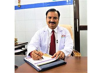 Dr. Navneet Nishchal, MBBS, DNB (Ortho), Mch - ARSH SUPER SPECIALITY HOSPITAL