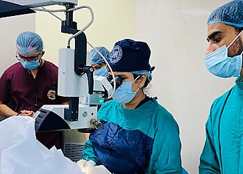 Dr Neeraj Mahajan - MMM Medical Centre