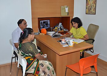 Dr. Neeta Deshpande, MBBS, MD - BELGAUM DIABETES CENTRE