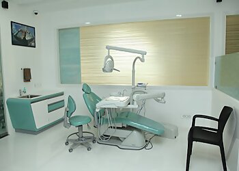 Dr. Nikul Jasani, BDS, MDS - JASANI DENTAL CLINIC-ORTHODONTIC & IMPLANT CENTRE