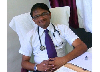 Dr. Nilesh Tayade, MBBS, MD, PGDHSC, DBM - MITHAAS - THE COMPLETE DIABETES CARE CLINIC