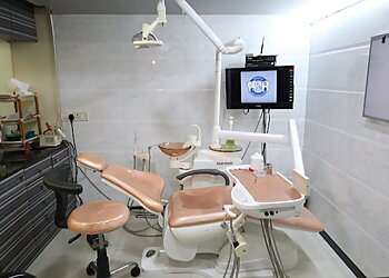 Dr. Nitin Gadhiya, BDS, MDS - GENTLE ORTHODONTICS & COSMETIC DENTAL CENTRE