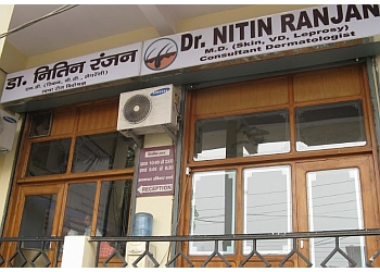 Dr. Nitin Ranjan, MBBS, MD - DERMACOSM CLINIC