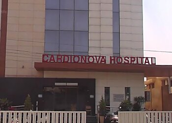 Dr. Nitish Garg, MBBS, MD, DM - CARDIONOVA HOSPITAL