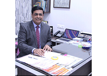 Dr. Pallav Agarwal, Mbbs, MS - Apollo Laser Eye Hospital  