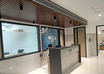 Dr. Pankaj Jain, MBBS, MD, DM - PRATHAM ENDOCRINE CLINIC AND EYE CENTRE