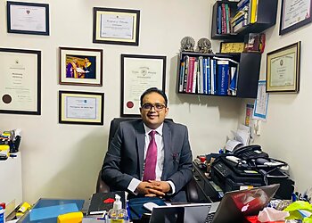 Gurugram Diabetologist Doctors Dr. Paras Agarwal, MD, MRCPS, PGDD, F.Diab, FRCP, RCPSG - THE DIABETES & WELLNESS CLINIC image 1