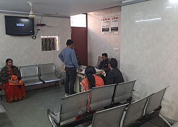 Dr. Pawan Kishore Wahal, MBBS, MD