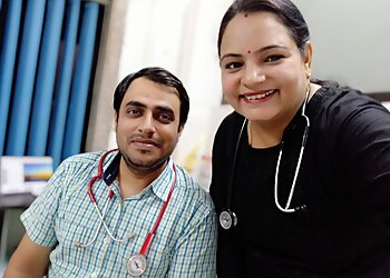 Dr. Pawan Pathak, MBBS, DNB - HARIOM HEALTHCARE CLINIC