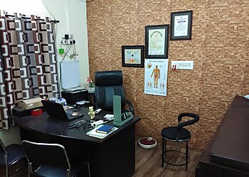 Dr. Pawan Soni, MBBS, MD, DM - NAVJEEVAN CLINIC