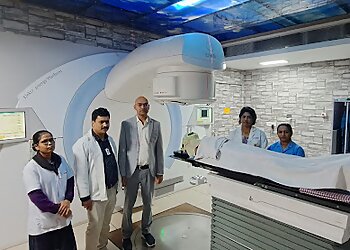 Dr. Piyush Jain, MBBS, MD