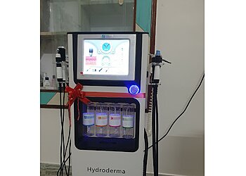 Dr. Piyush Pahadiya, MBBS, MD