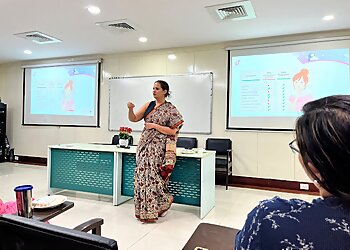 Dr. Pooja Vyas Bansal MBBS, DGO - BANSAL SPECIALITY CLINIC