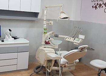 Dr. Poonam Aggarwal, BDS, MDS - VASUNDHARA DENTAL CLINIC & ORTHODONTIC CENTRE