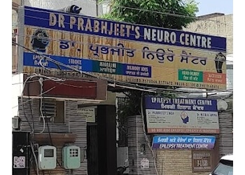 Dr. Prabhjeet Singh, MBBS, MD, DM - DR. PRABHJEET'S NEURO CENTRE