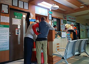 Dr. Pramod Dhonde, MBBS, MD, DM - DHONDE HOSPITAL