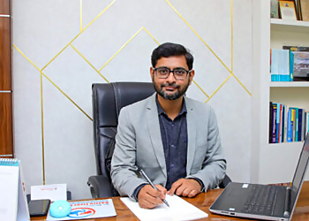 Dr. Prasad Bhate, MBBS, MD, PGDGM, DM