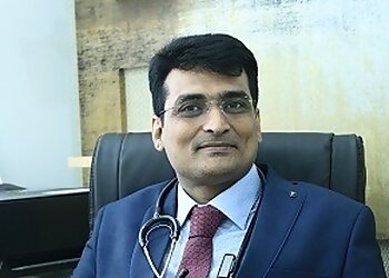 Mumbai Pediatrician Doctors Dr. Prashant Gandhi, MBBS, DCH, DNB - AAYUSHI CHILDREN'S CLINIC  image 1