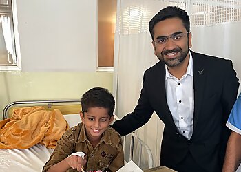 Dr. Prashant Mehta, MBBS, MD, DM - AMRITA HOSPITAL