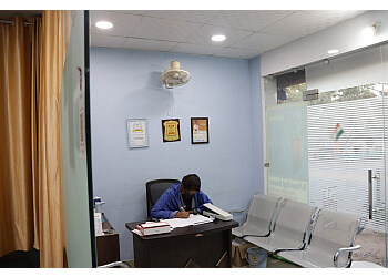 Dr. Prateek Bhadauria, MBBS, MD, DM, FSCAI - PARINITI HEART CLINIC