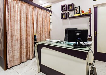 Dr. Prateek J Laddha, MBBS, MS, DNB - RADHA SMRUTI MULTISPECIALITY HOSPITAL