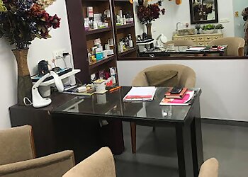 Dr. Pratibha Niraj Gupta, MBBS, DVD - SKIN GALORE CLINIC