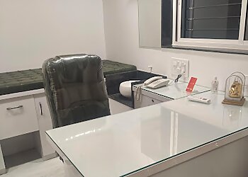 Dr. Pratik Uttarwar, MBBS, DM - THE BRAIN AND HEART CLINIC