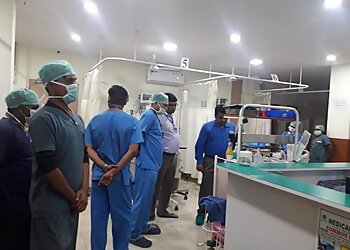 Dr. Praveen Jain, MBBS, MD - LIFELINE SUPER SPECIALITY HOSPITAL & HEART CENTRE