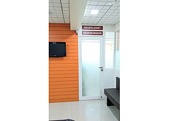 Dr. Pravin Ganjre-BRIX NEURO SPINE CENTER