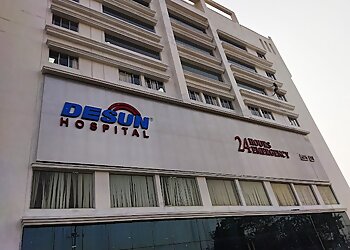 Dr. Pravin Kumar, MBBS, M.Ch (Plastic Surgery) - DESUN HOSPITAL