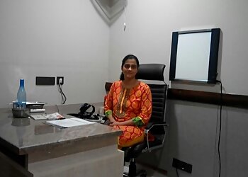 Chandigarh ENT Doctors Dr. Preasy Sharma, MBBS, MS - ADVANCED ENT SURGICAL CENTRE image 1