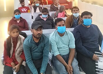 Dr. Pritul Saxena, MBBS MD, DM