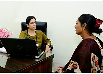 Dr Priyanka Dharmadhikari MD