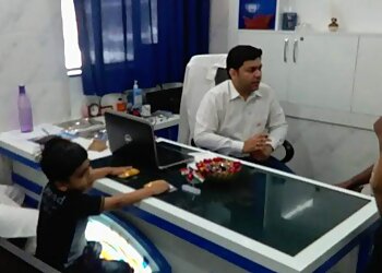 Dr Pulkit Agarwal MBBS, DNB - OM SHAANTI HOSPITAL