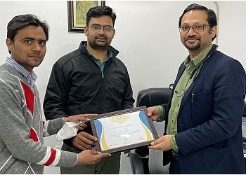 Dr. Puneet Gupta, MBBS, MD - LUNGS CARE CENTRE