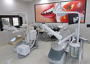 Dr. Puneet Kansal - BDS - KANSAL DENTAL CLINIC AND ORTHODONTIC CENTER