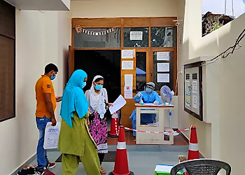 Dr. Puneet Mehrotra, MBBS, MD, DM