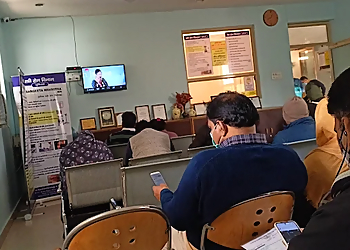 Dr. Puneet Mehrotra, MBBS, MD, DM