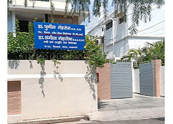 Dr. Puneet Mehrotra, MBBS, MD, DM - LUCKNOW GASTRO GYNAE CENTRE