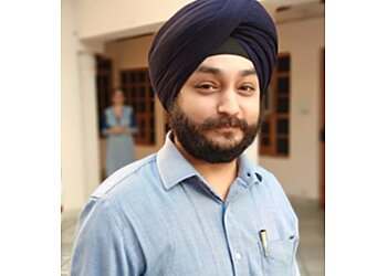 Jalandhar Pulmonologists Dr. Puneet Singh Perhar, MBBS, MD, FCCS - PERHAR HOSPITAL image 1