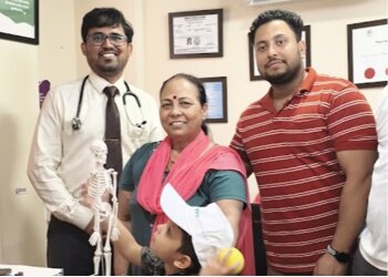 Dr. Puneet Srivastava, MBBS, MRCP, EULAR (Rheumatology) - SRIGYAN RHEUMATOLOGY CLINIC