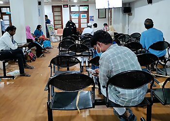 Dr. R M Hemnath, MBBS, MD, DM - VADAMALAYAN HOSPITAL