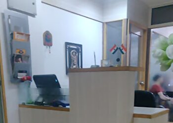 Dr. R. Srinivasa, MBBS, MD, DM - SRINIVASA NEUROLOGICS