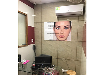 Dr. Rahul Goyal - COSMO HAIR CLINIC SRINAGAR