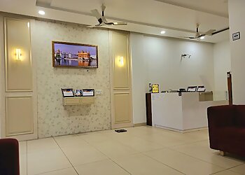 Dr. Rahul Singh Josan, MBBS, MD