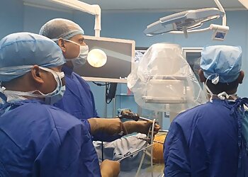 Dr. Rahul Yadav, MBBS, MS, MCh - MAX SUPER SPECIALITY HOSPITAL LUCKNOW