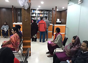 Dr. Raj Kamal, MBBS, MS, M.Ch - DR. RAJ KAMAL NEURO & SPINE CLINIC